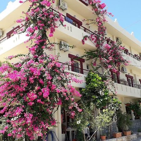 Knossos Hotel كالاماكي المظهر الخارجي الصورة