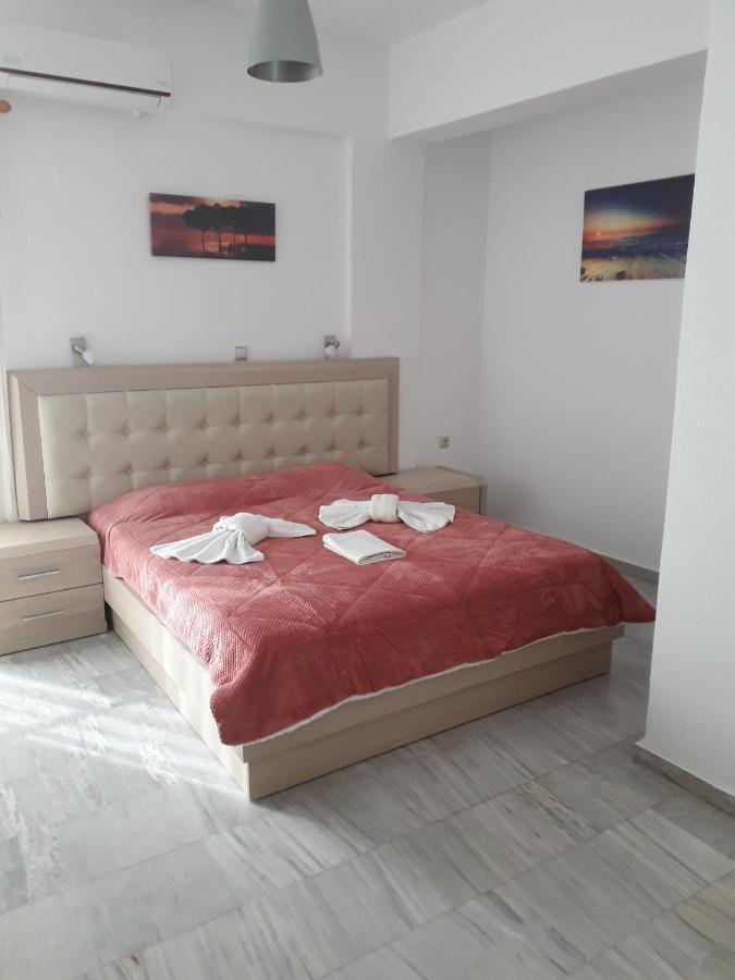 Knossos Hotel كالاماكي المظهر الخارجي الصورة